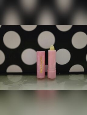 2/$15✨️Juicy Couture Lip Balm✨️